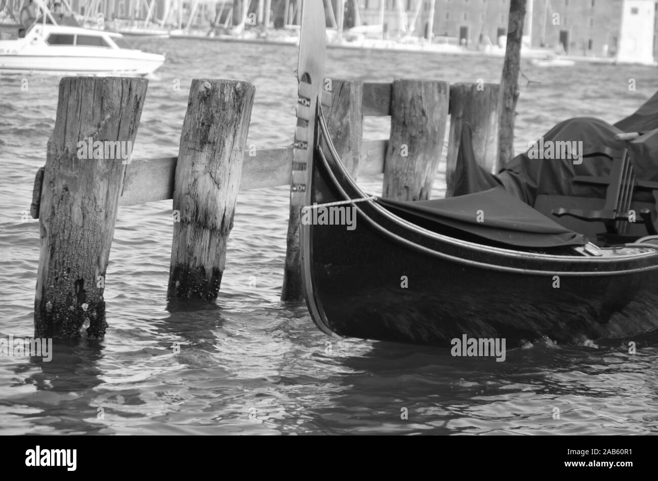 italian gondola close up view Stock Photo - Alamy