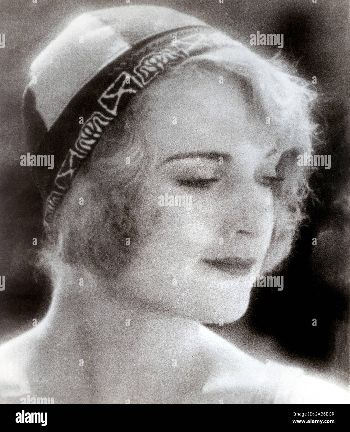 Carole lombard portrait hires stock photography and images Alamy
