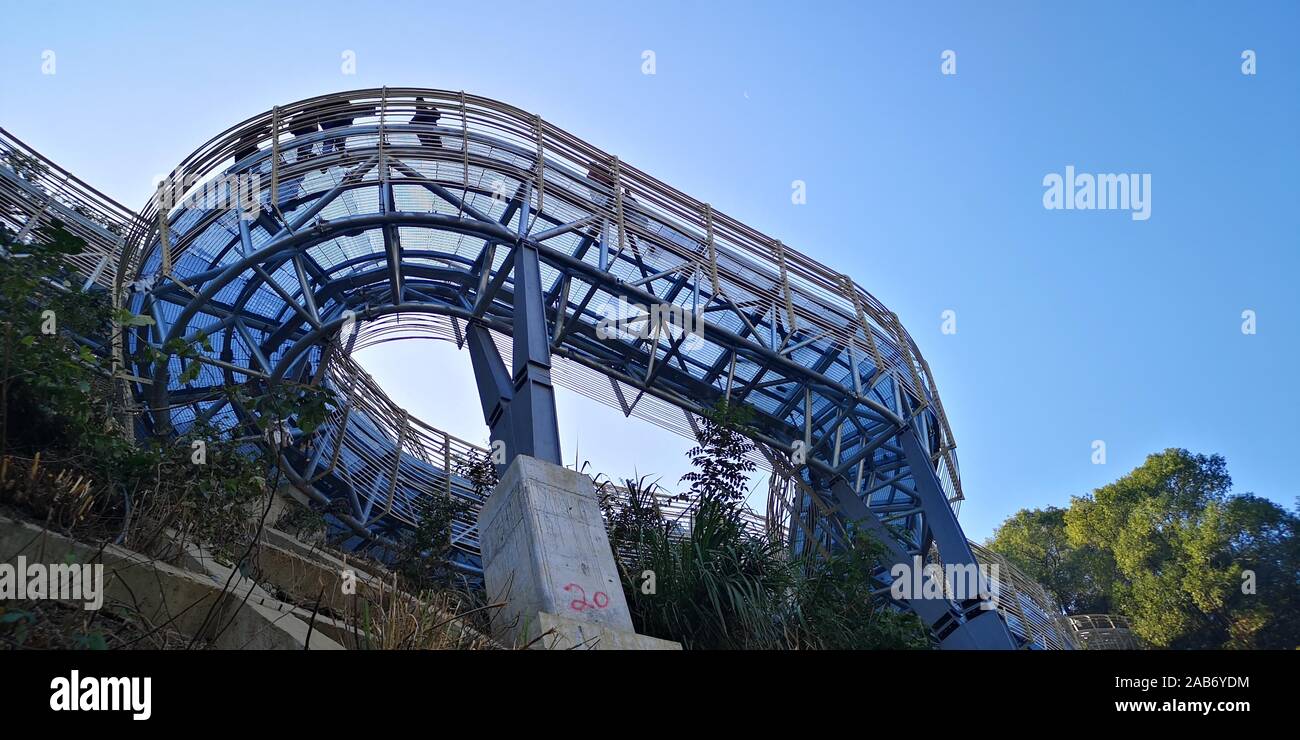 Nanping, China. 25th Nov, 2019. A 625 meters length glass skywalk come into service in Nanping, Fujian, China on 25th November, 2019.(Photo by TPG/cnsphotos) Credit: TopPhoto/Alamy Live News Stock Photo