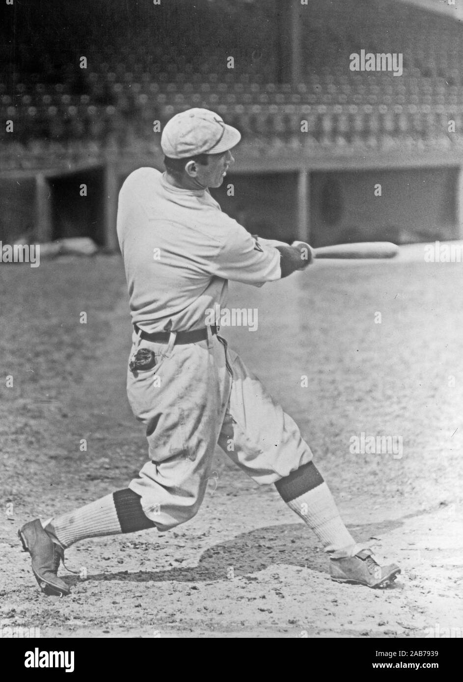 Vintage 1910s Baseball Players - Bill Morley, Knoxville Reds, Appalacian League, but working out with Washington AL ca. 1913 Stock Photo