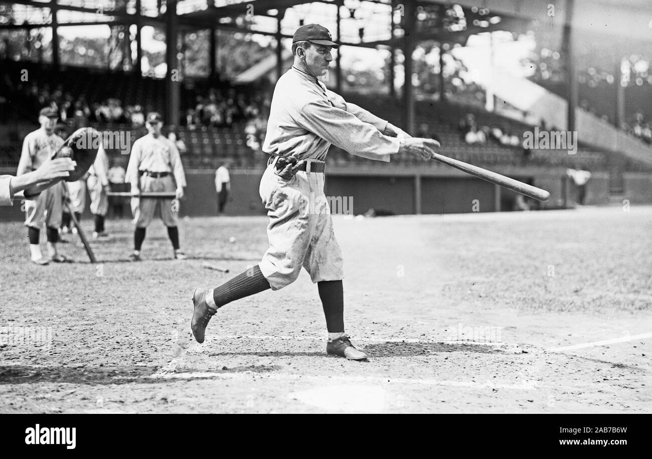 Vintage 1910s Baseball Players - Nap Lajoie, Cleveland AL ca. 1913-1914 ...