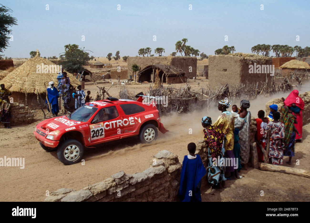 Paris-Granada-Dakar 1995 - Salonen /Gallacher -  Citroen ZX Stock Photo