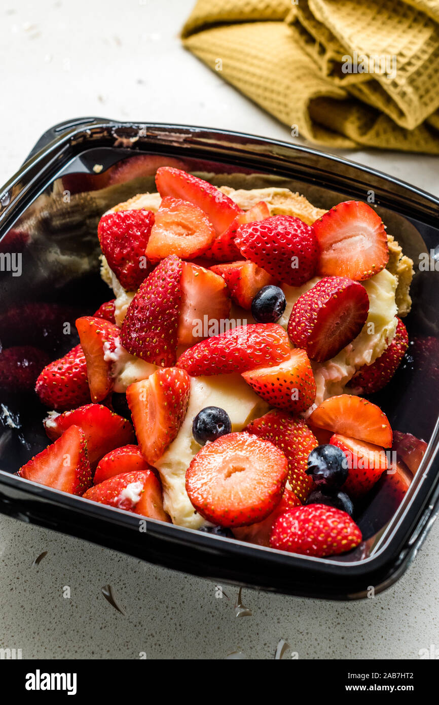 Take Away Dessert Strawberry Tart Pie Slice with Full of Strawberries