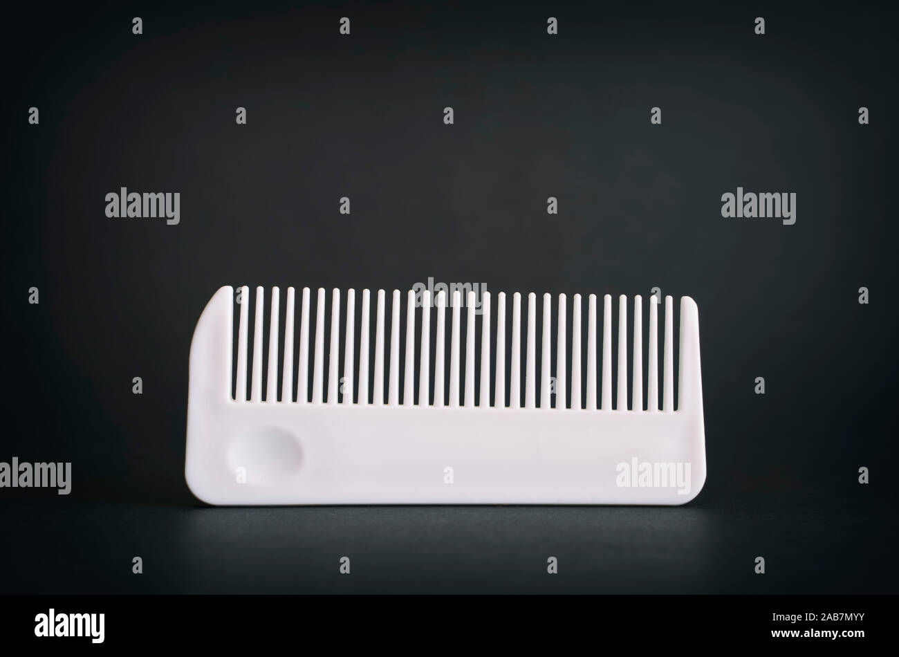Dark comb hi-res stock photography and images - Alamy