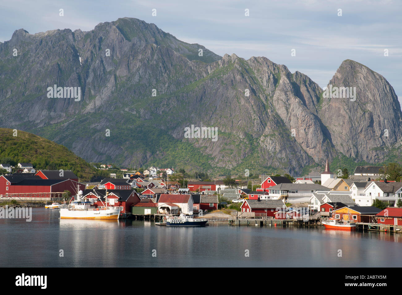 The picturesque fishing village of Reine surrounded by mountains on Moskenesoya, Lofoten Islands, Norway, Europe Stock Photo