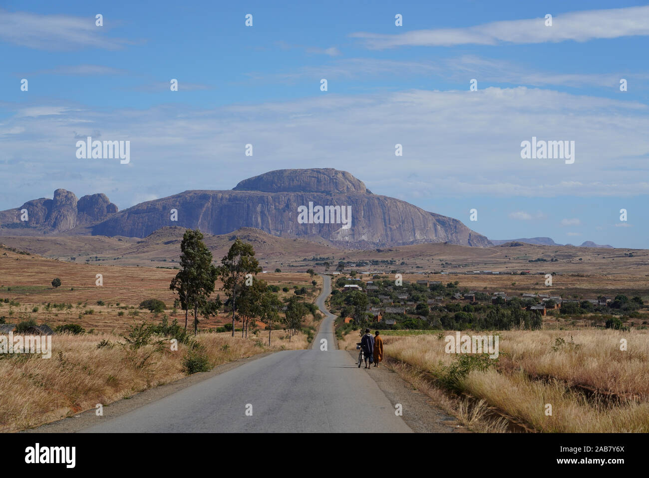 Chapeau de l'Eveque Massif, Ifandana, Fianarantsoa province, Ihorombe  Region, Southern Madagascar, Africa Stock Photo - Alamy