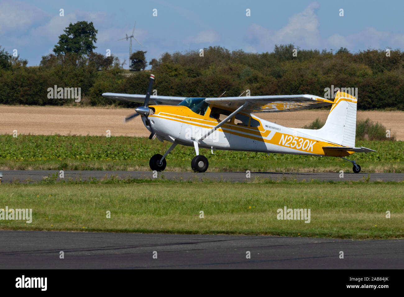 Cessna 180K Skywagon N2530K Stock Photo