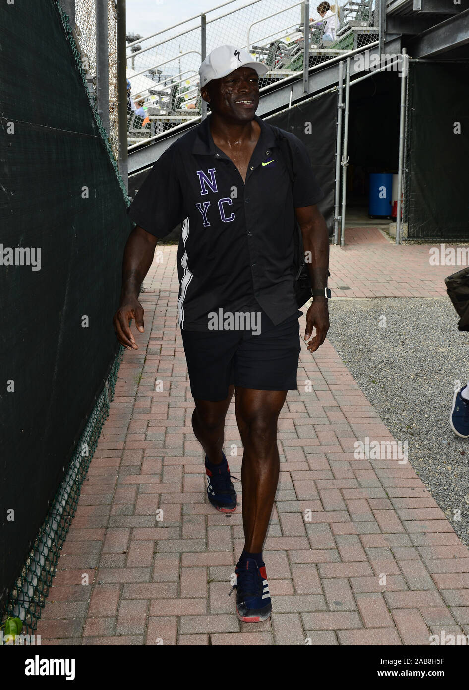 DELRAY BEACH, FL - NOVEMBER 24: Seal attends the 30TH Annual Chris Evert Pro-Celebrity Tennis Classic at the Delray Beach Tennis Center on November 24, 2019 in Delray Beach, Florida.  Credit: MPI10 / MediaPunch Stock Photo