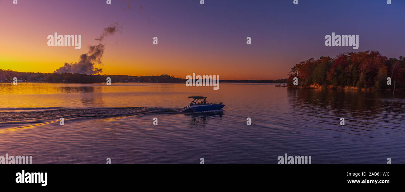 Sunset View from Windjammer Park Tega Cay SC Stock Photo Alamy