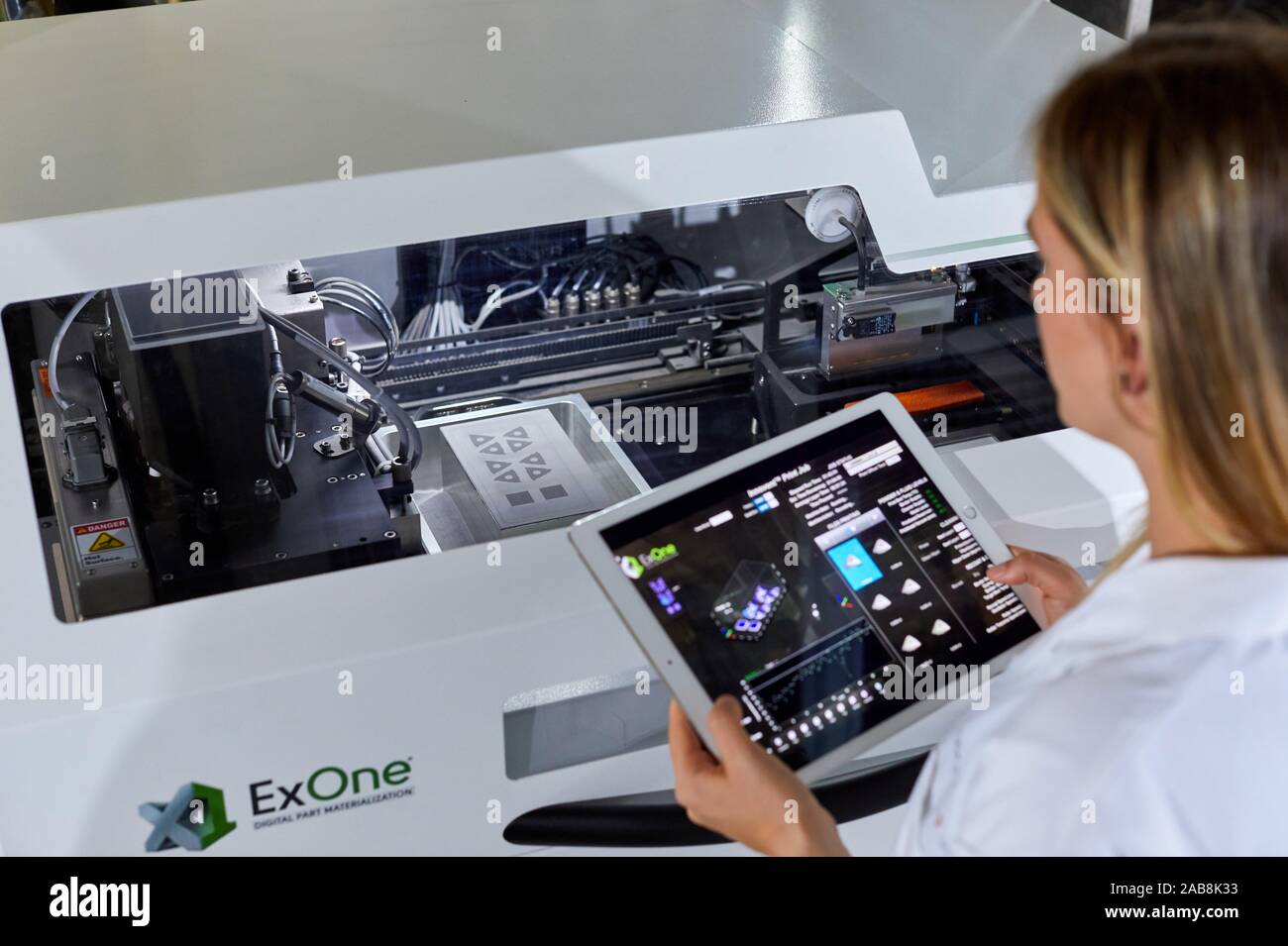 Binder Jetting, Additive manufacturing technology that allows high