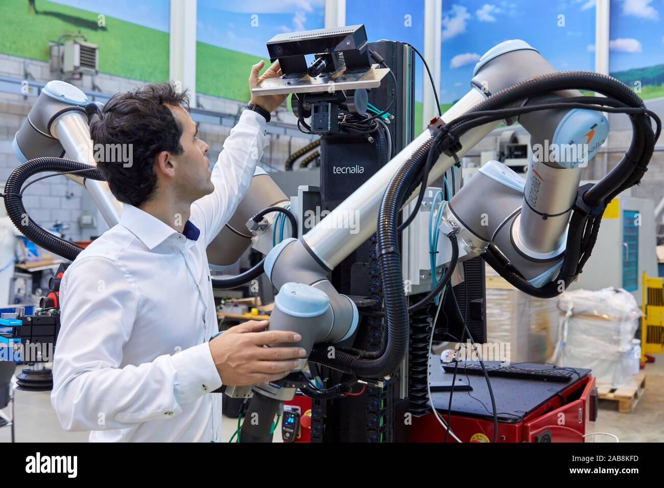 Use of flexible robotics in industrial manufacturing processes, Mobile