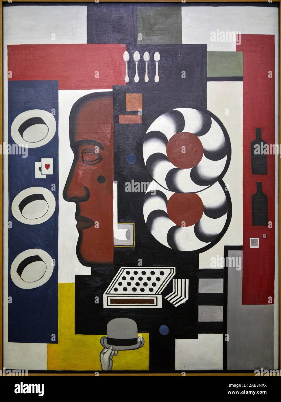 Composition à la main et aux chapeaux"", 1927, Fernand Léger, Centre  Pompidou, Paris, France, Europe Stock Photo - Alamy