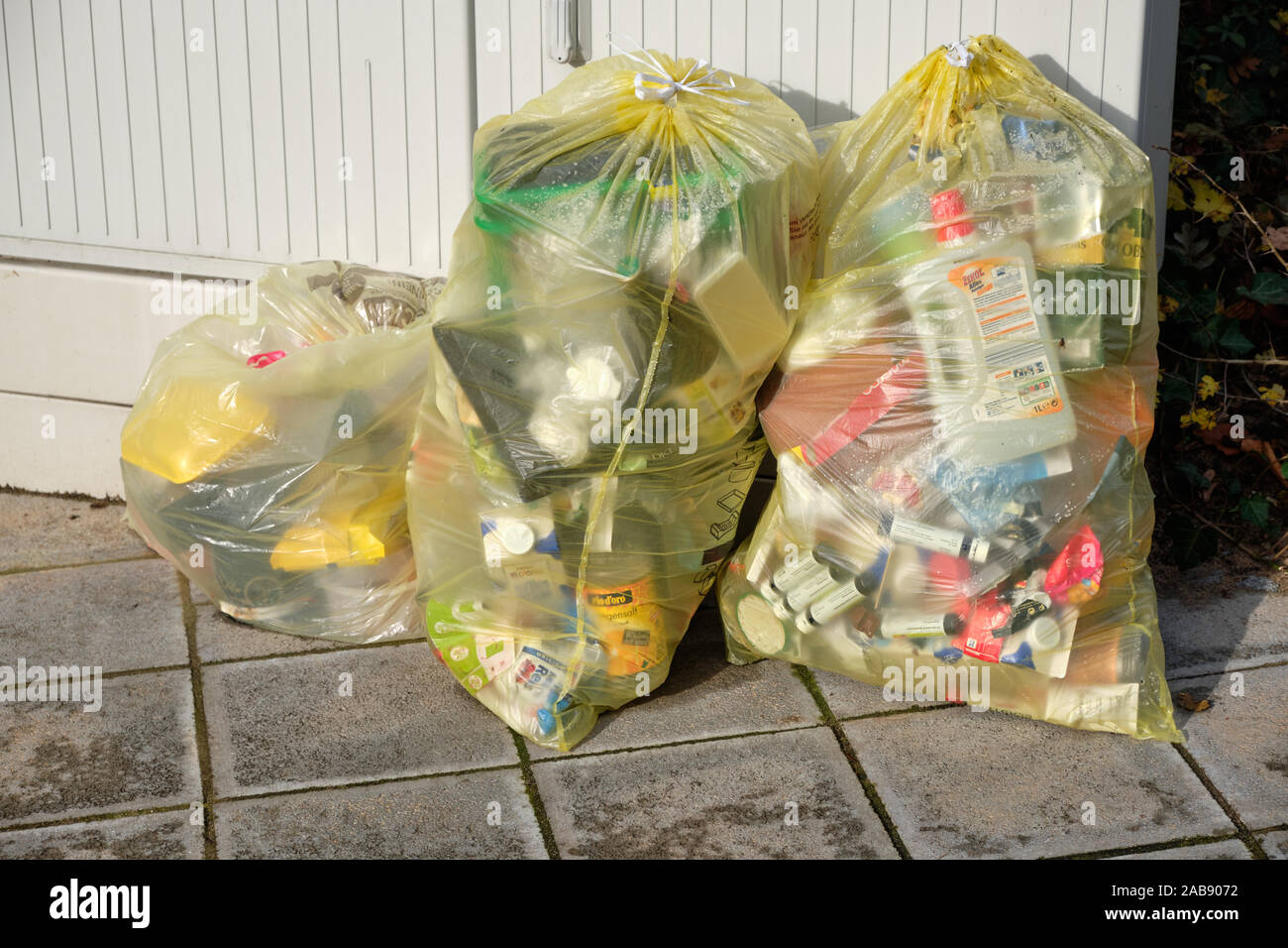 Gelber sack hires stock photography and images Alamy