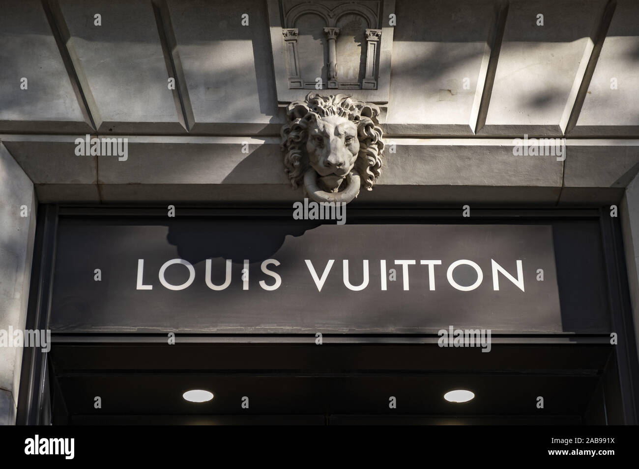 Louis vuitton store in barcelona hi-res stock photography and