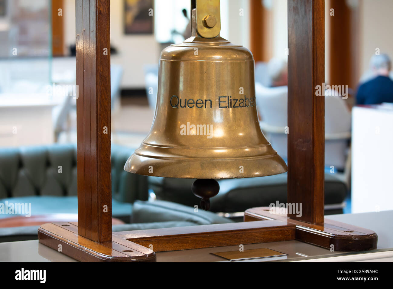 Brass Bell Queen Elizabeth 2 docked in Dubai, UAE Stock Photo Alamy