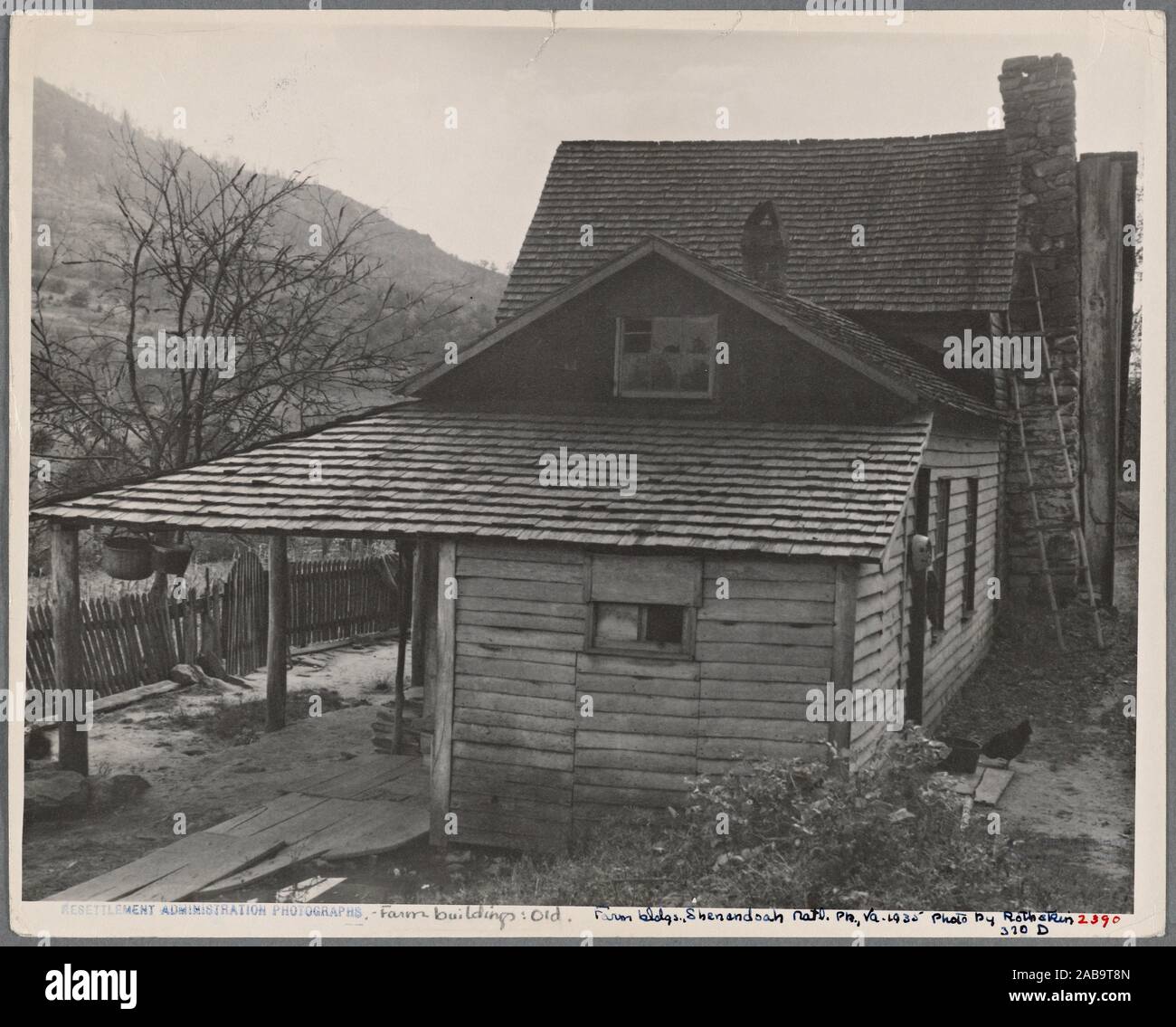 Farm buildings. Shenandoah National Park, Virginia. United States. Farm Security Administration (Sponsor) Rothstein, Arthur (1915-1985) Stock Photo