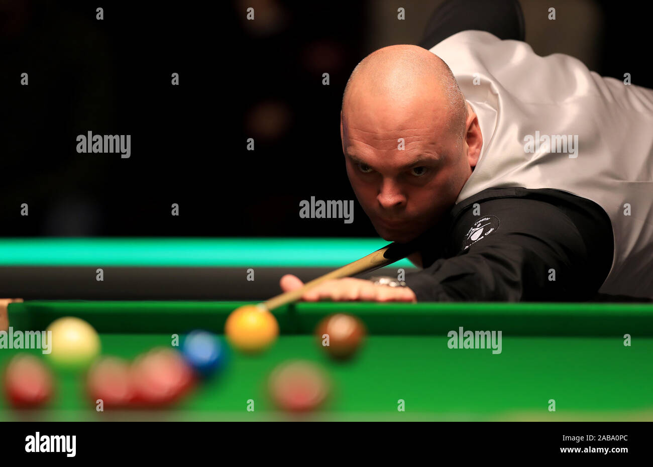Stuart Bingham in action against Lei Peifan during day one of the Betway UK Championship at the York Barbican. Stock Photo