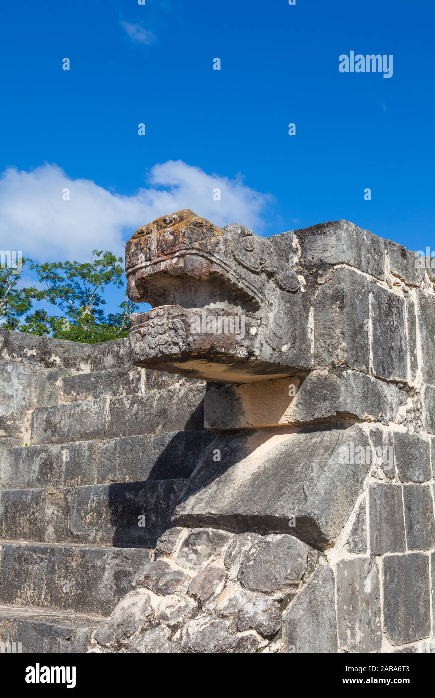 Masonry detail of the Temple of the Jaguar at the Mayan Chichen Itza site on the Yucatan peninsula of Mexico Stock Photo