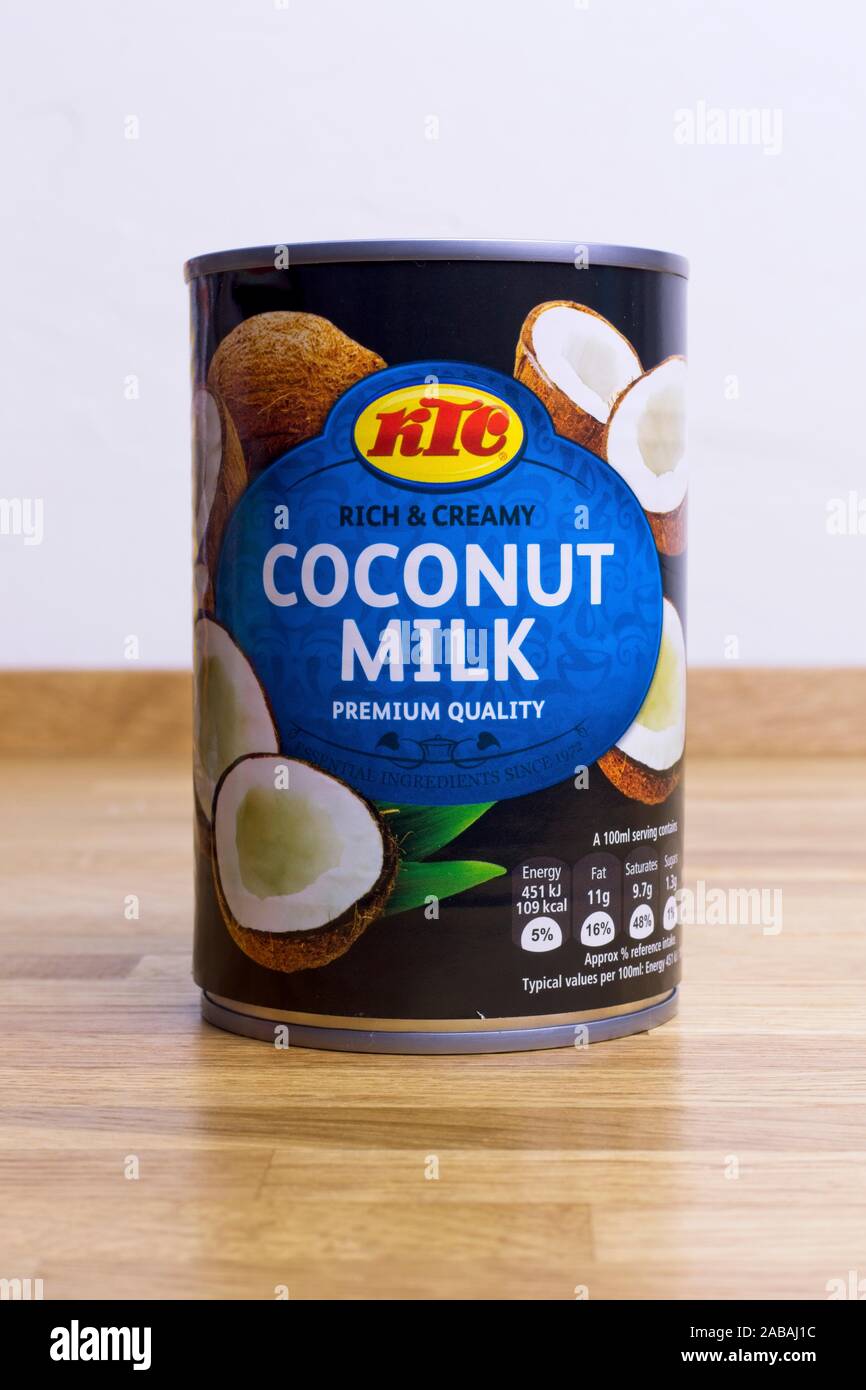 Tin Can Of Coconut Milk Stock Photo Alamy tin-can-of-coconut-milk-stock-photo-alamy
