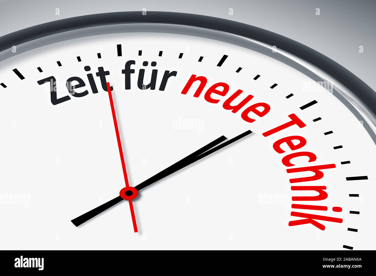 Ein simples Ziffernblatt mit der Aufschrift: 'Zeit fuer neue Technik' Stock Photo