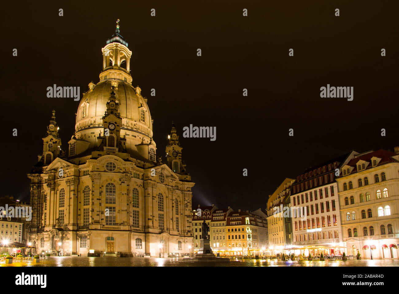 Frauenkirche in Dresden, Sachsen, Nachtaufnahme, Stock Photo