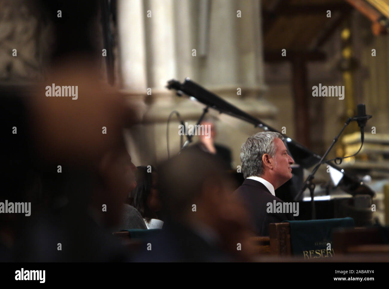 New York, NY, USA. 26th Nov, 2019. New York City Mayor Bill De Blasio along with Arch Bishop of New York Cardinal Timothy Michael Dolan and other religious leaders deliver remarks during the Thanksgiving Prayer Service for Remembrance and Recommitment at St. Patrick's Cathedral on November 26, 2019 in New York City. Credit: Mpi43/Media Punch/Alamy Live News Stock Photo