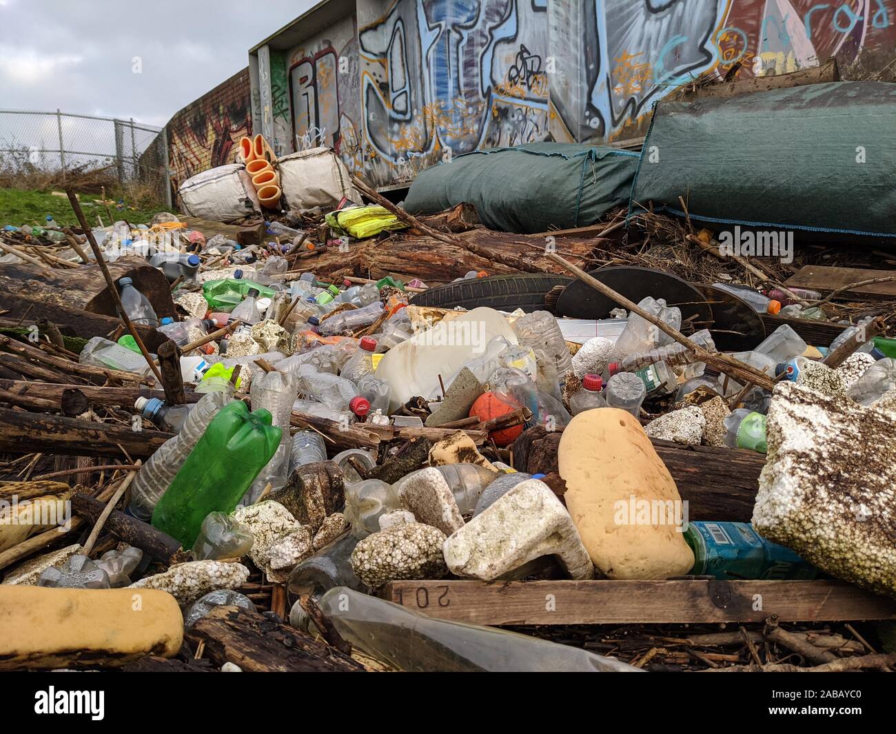 Doncaster rubbish hires stock photography and images Alamy