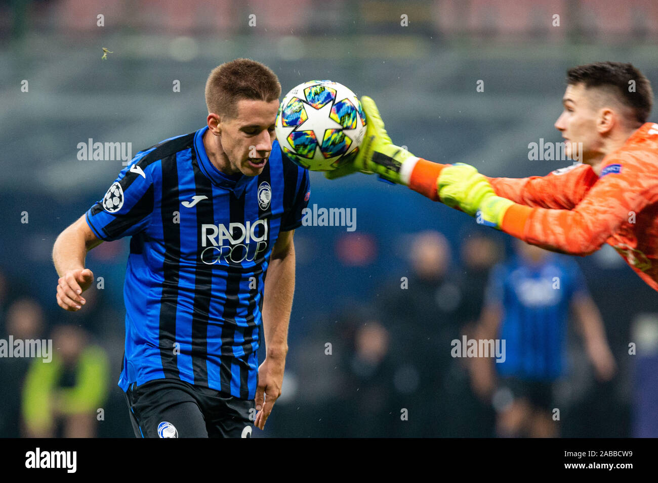 Mario pasalic champions league hi-res stock photography and images - Alamy