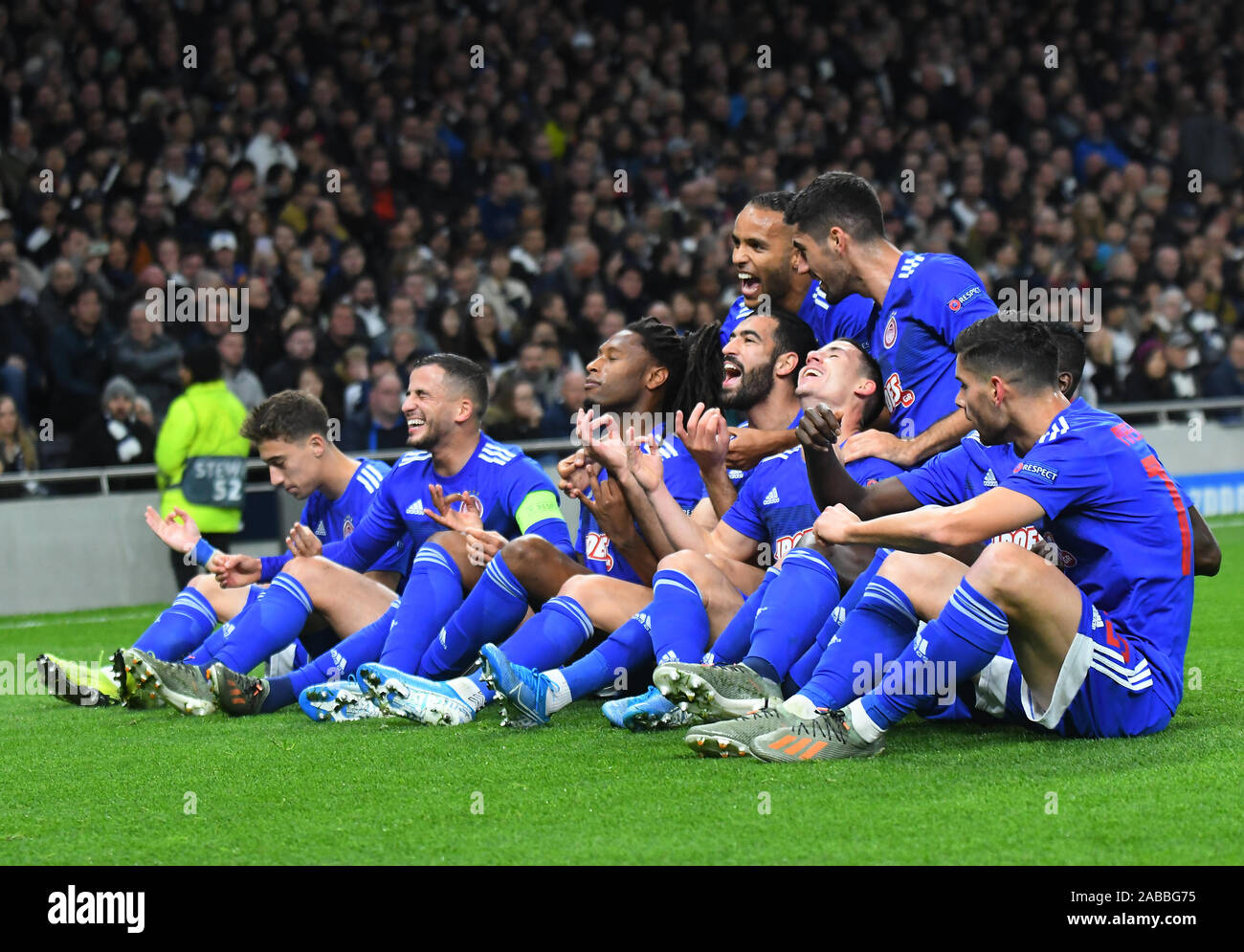 Tottenham goal celebration 2022 hi-res stock photography and images - Alamy