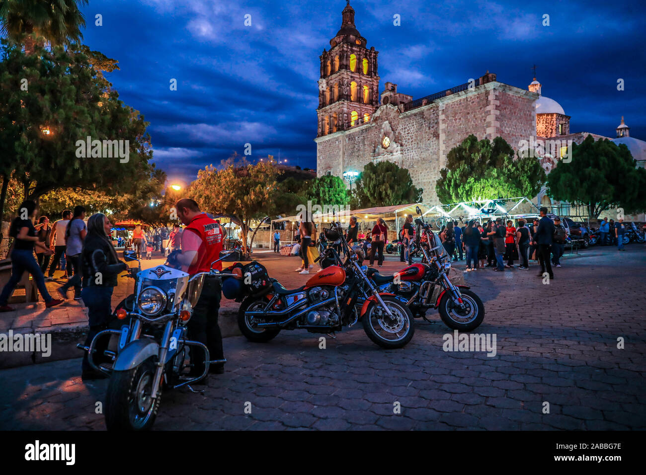 Motorcycle club meeting in Alamos town, Sonora, Mexic. Magical town: this Mexican town was known as Real de Los Álamos or de los Frayles. The City of Portals. © (© Photo: LuisGutierrez / NortePhoto.com)  Reunion de club de motociclistas en pueblo Alamos, Sonora, Mexic. Pueblo magico: esta villa mexicana fue conocido como Real de Los Álamos o de los Frayles. La Ciudad de los Portales. © (© Photo:LuisGutierrez/ NortePhoto.com) Stock Photo