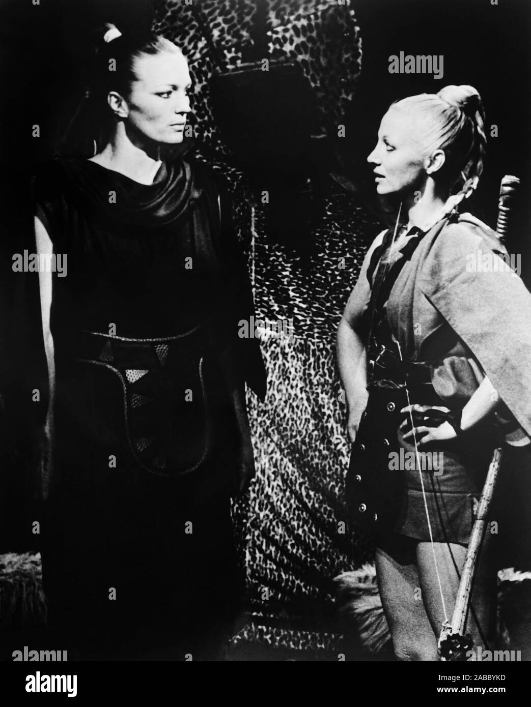 BATTLE OF THE AMAZONS, (aka LE AMAZZONI DONNE D'AMORE E DI GUERRA), Lucretia Love (right BATTLE OF THE AMAZONS, (aka LE AMAZZONI DONNE D'AMORE E DI GUERRA), Lucretia Love (right