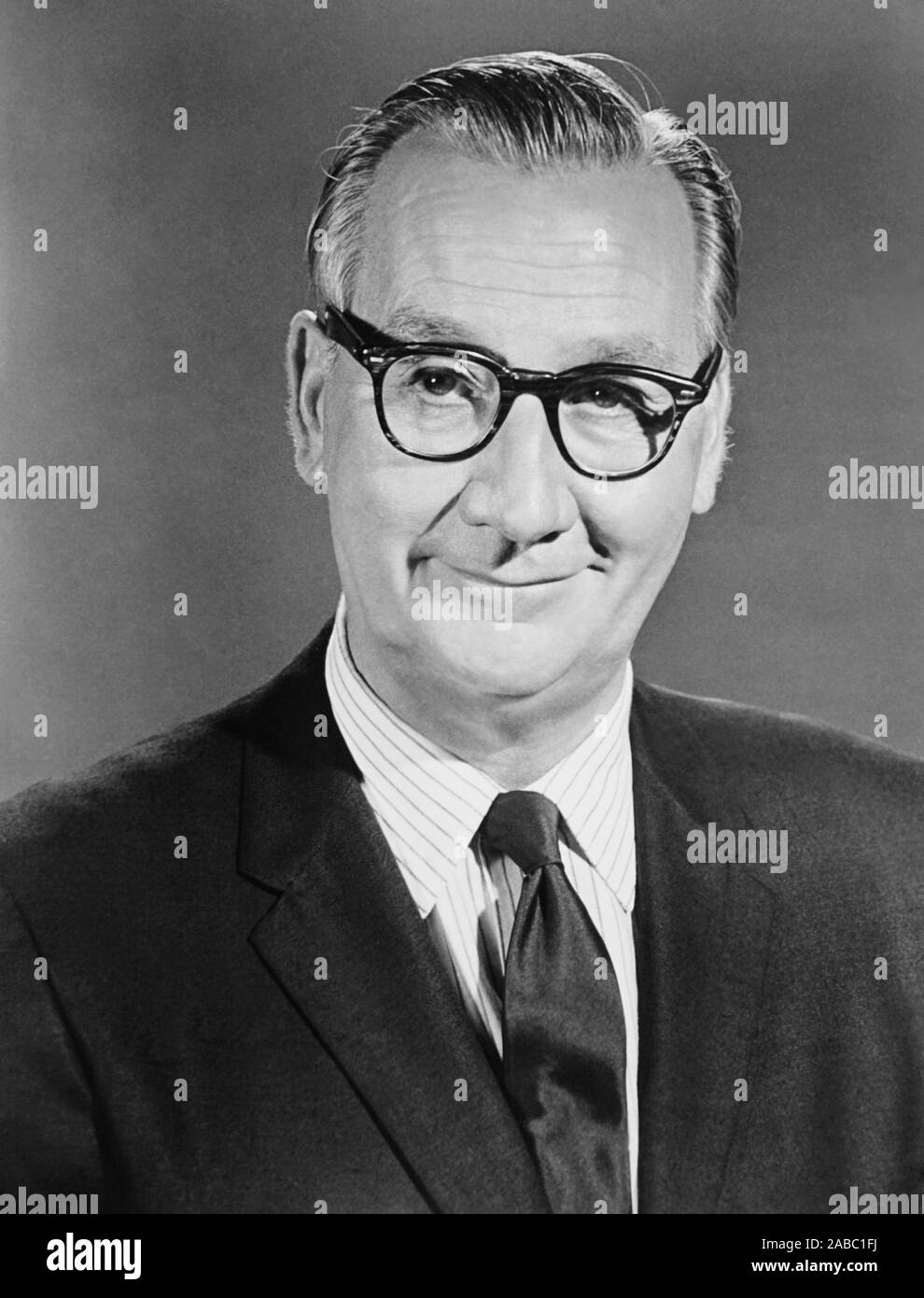THE BRASS BOTTLE, Edward Andrews, 1964 Stock Photo Alamy