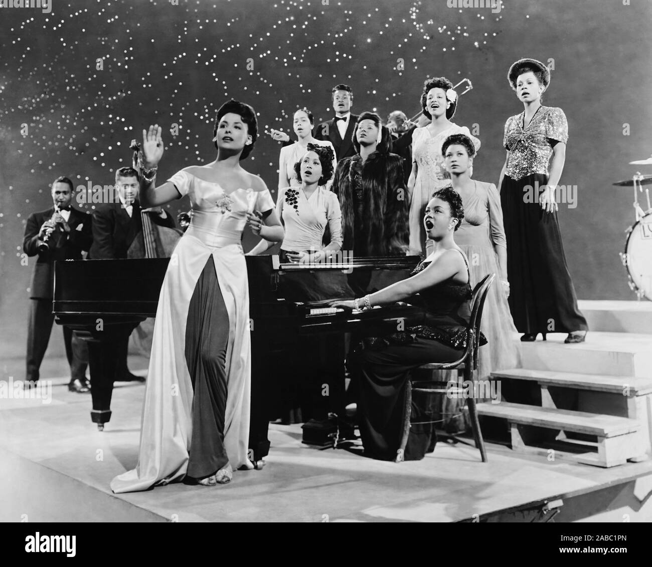 BROADWAY RHYTHM, Lena Horne (singing), Hazel Scott (at piano), 1944 ...