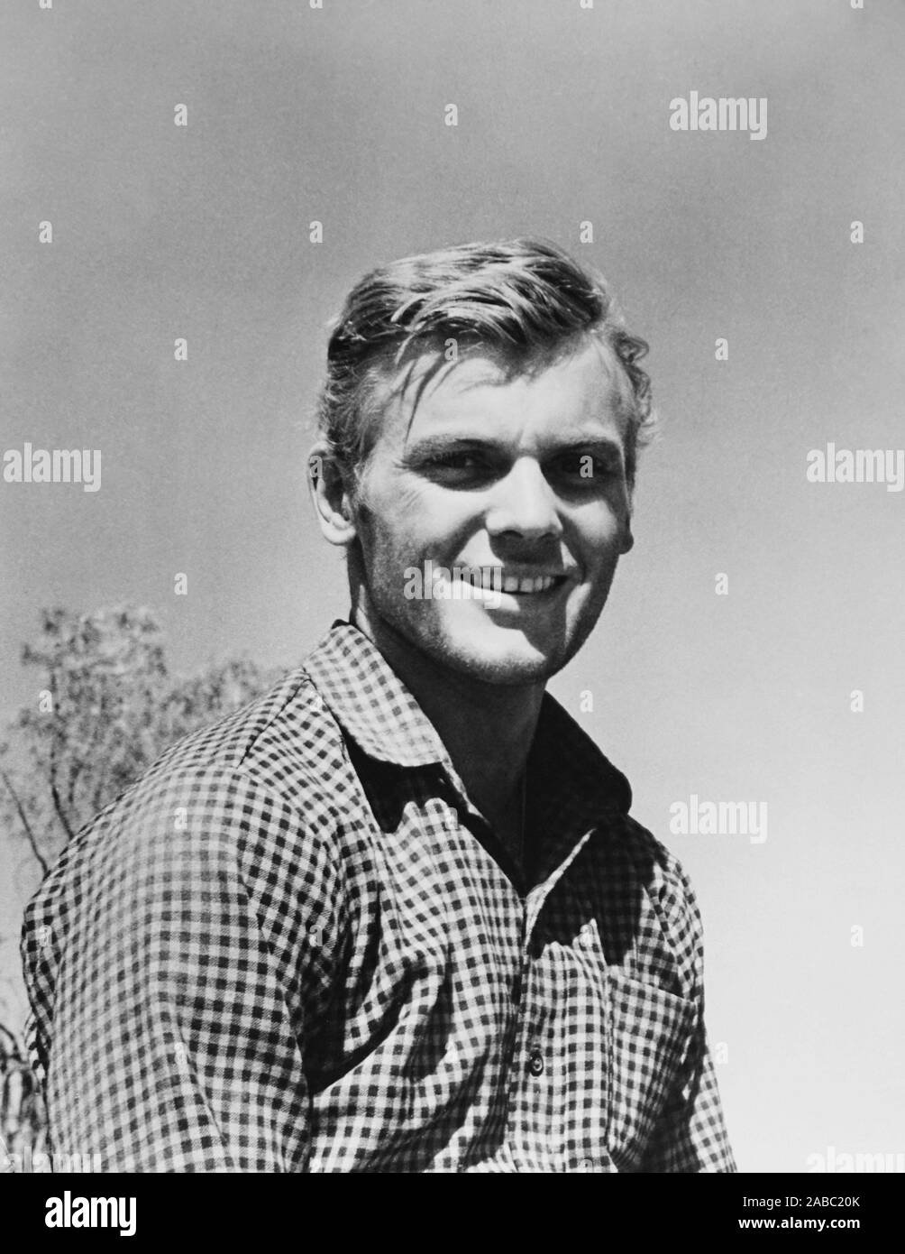 THE BURNING HILLS, Tab Hunter, 1956 Stock Photo Alamy
