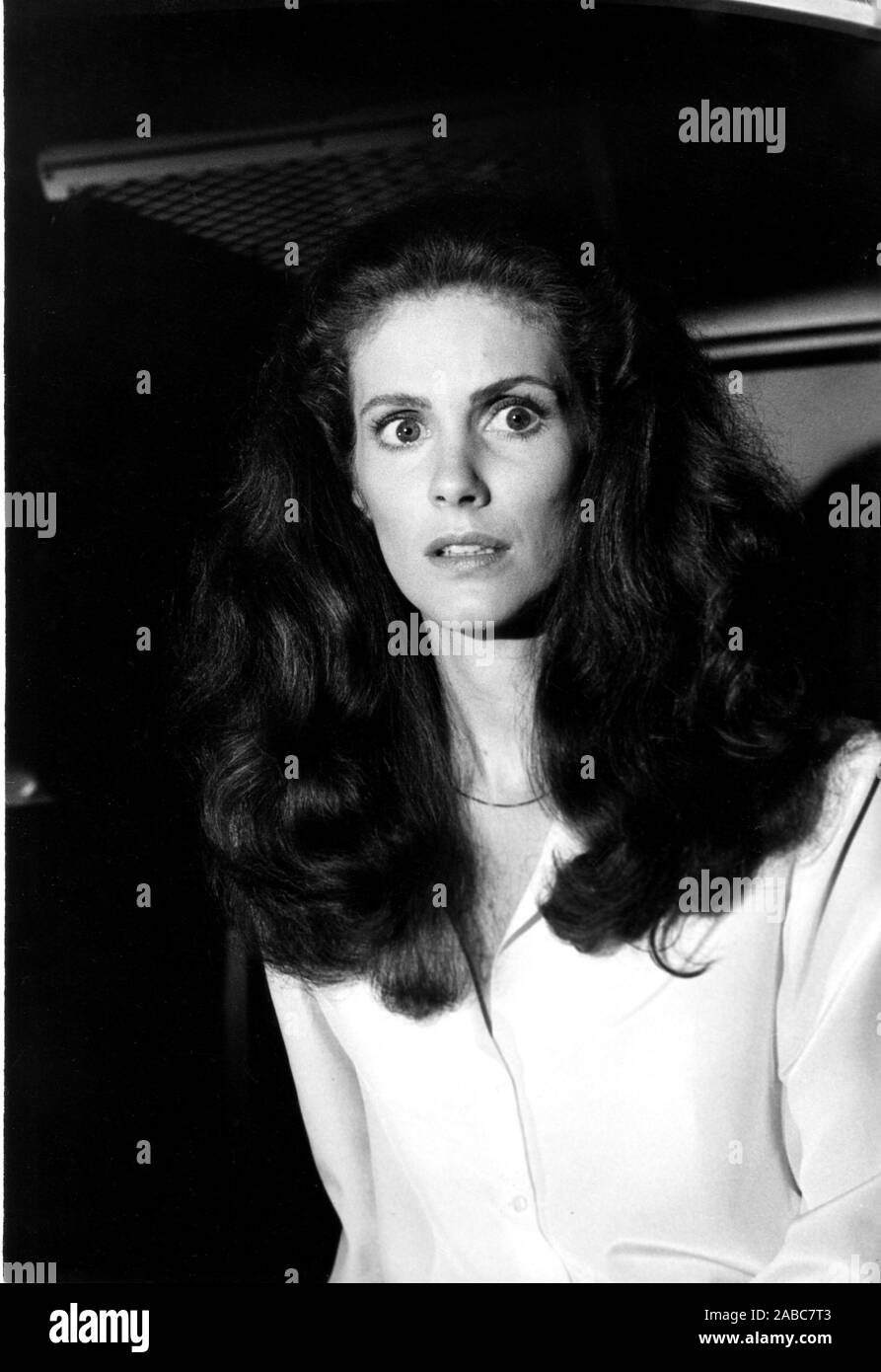 Julie Hagerty Feet The Movies That Made Her A Star - oz9yegg