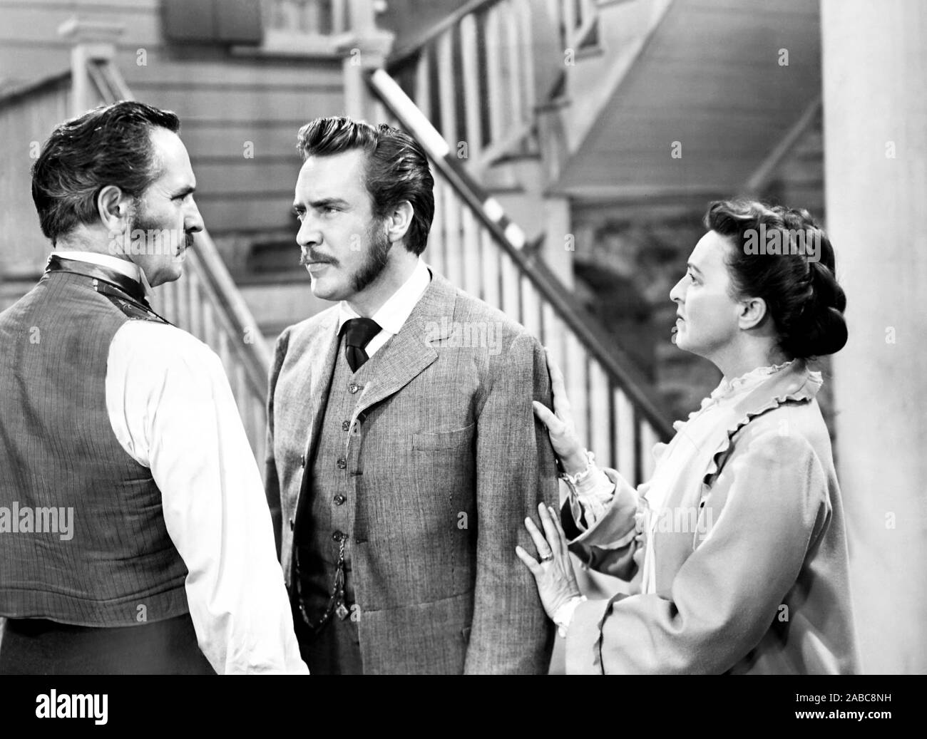 ANOTHER PART OF THE FOREST, from left, Fredric March, Edmond O'Brien, Florence Eldridge, 1948 Stock Photo