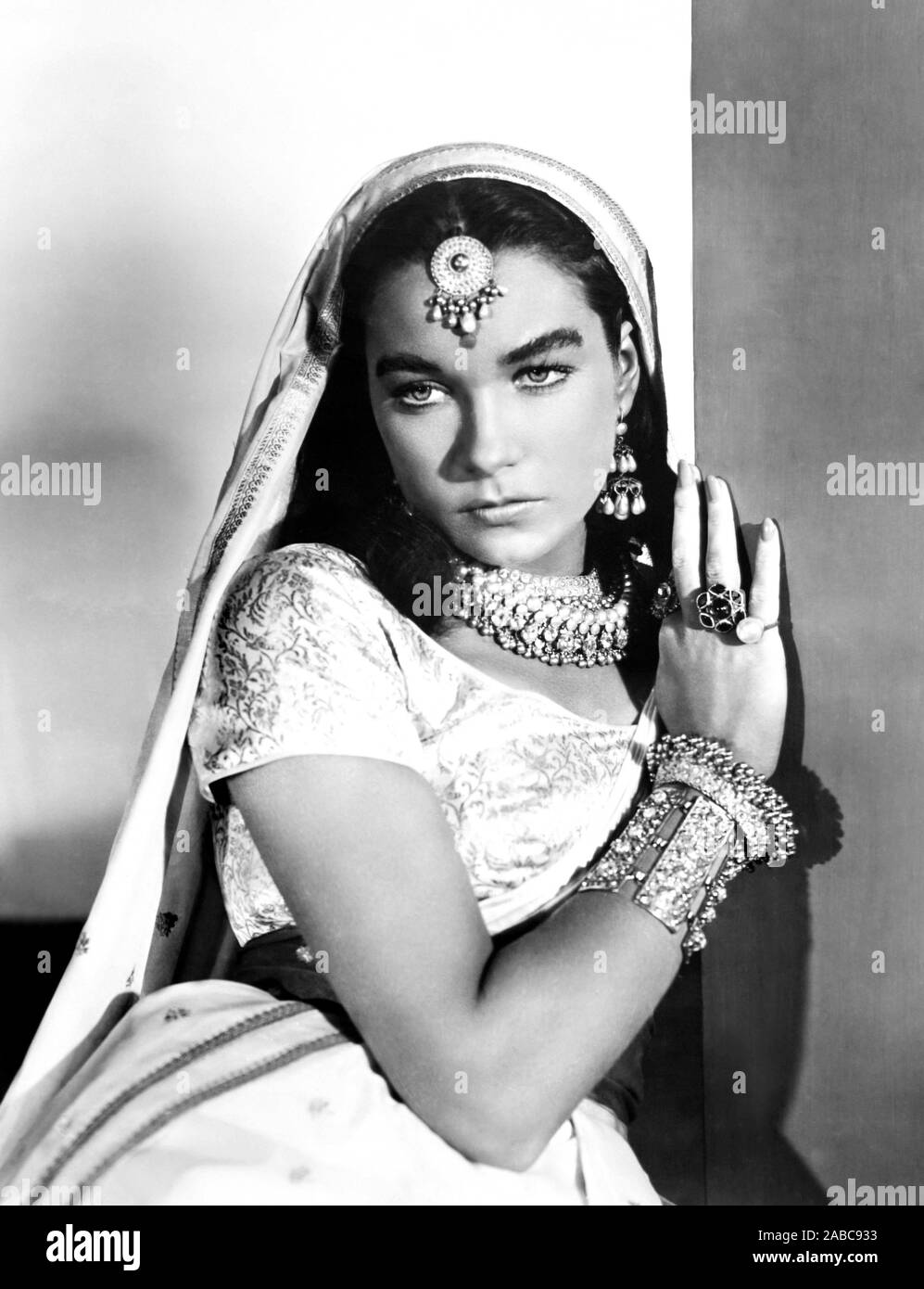 AROUND THE WORLD IN 80 DAYS, (aka AROUND THE WORLD IN EIGHTY DAYS