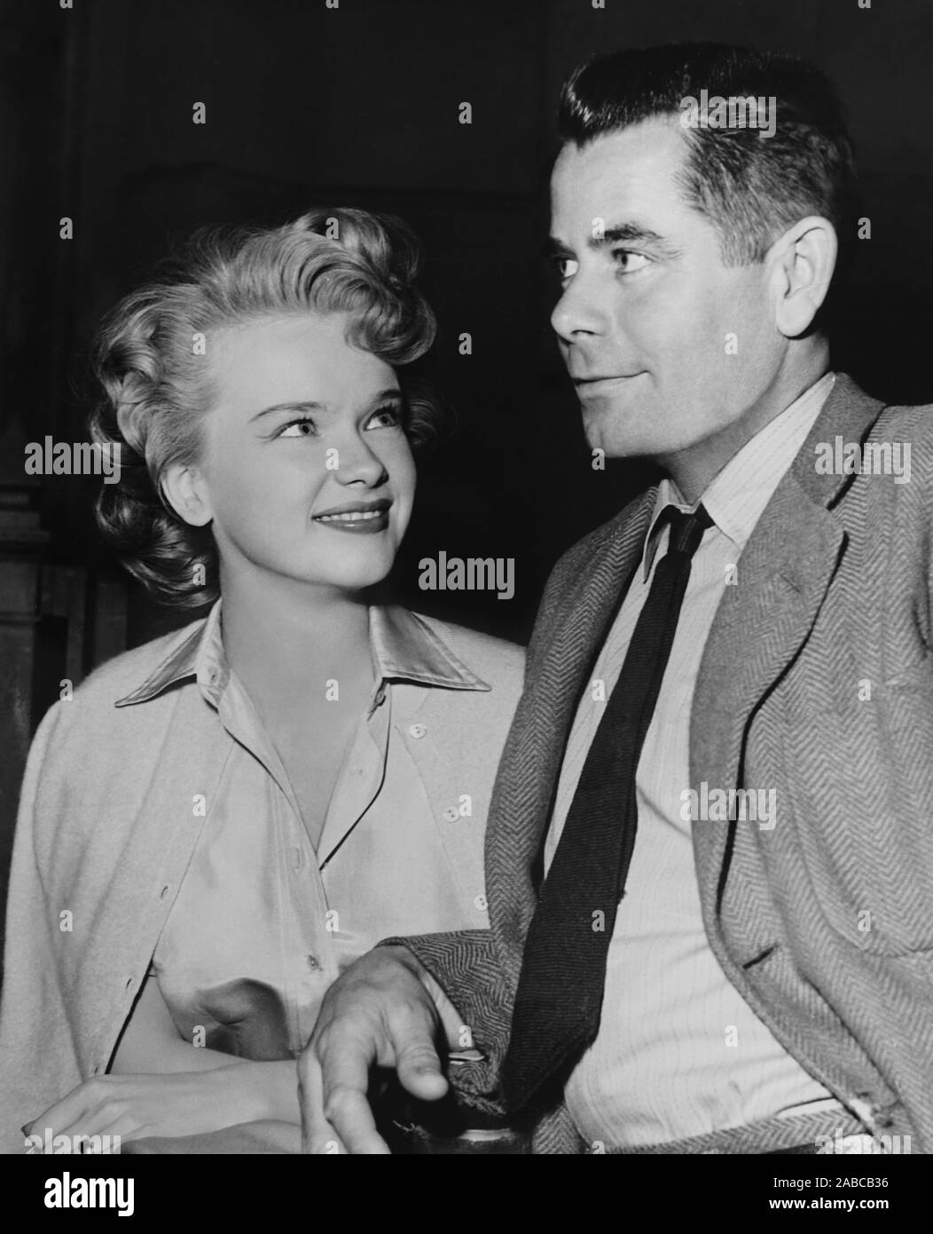 BLACKBOARD JUNGLE, from left Anne Francis, Glenn Ford on set, 1955