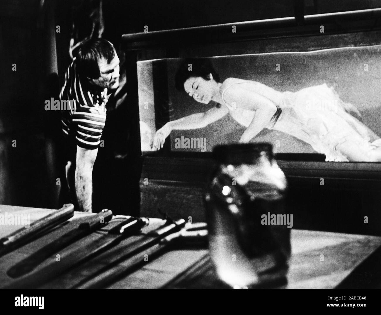 BLOODLUST! from left: Bobby Hall, Joan Lora, 1961 Stock Photo - Alamy