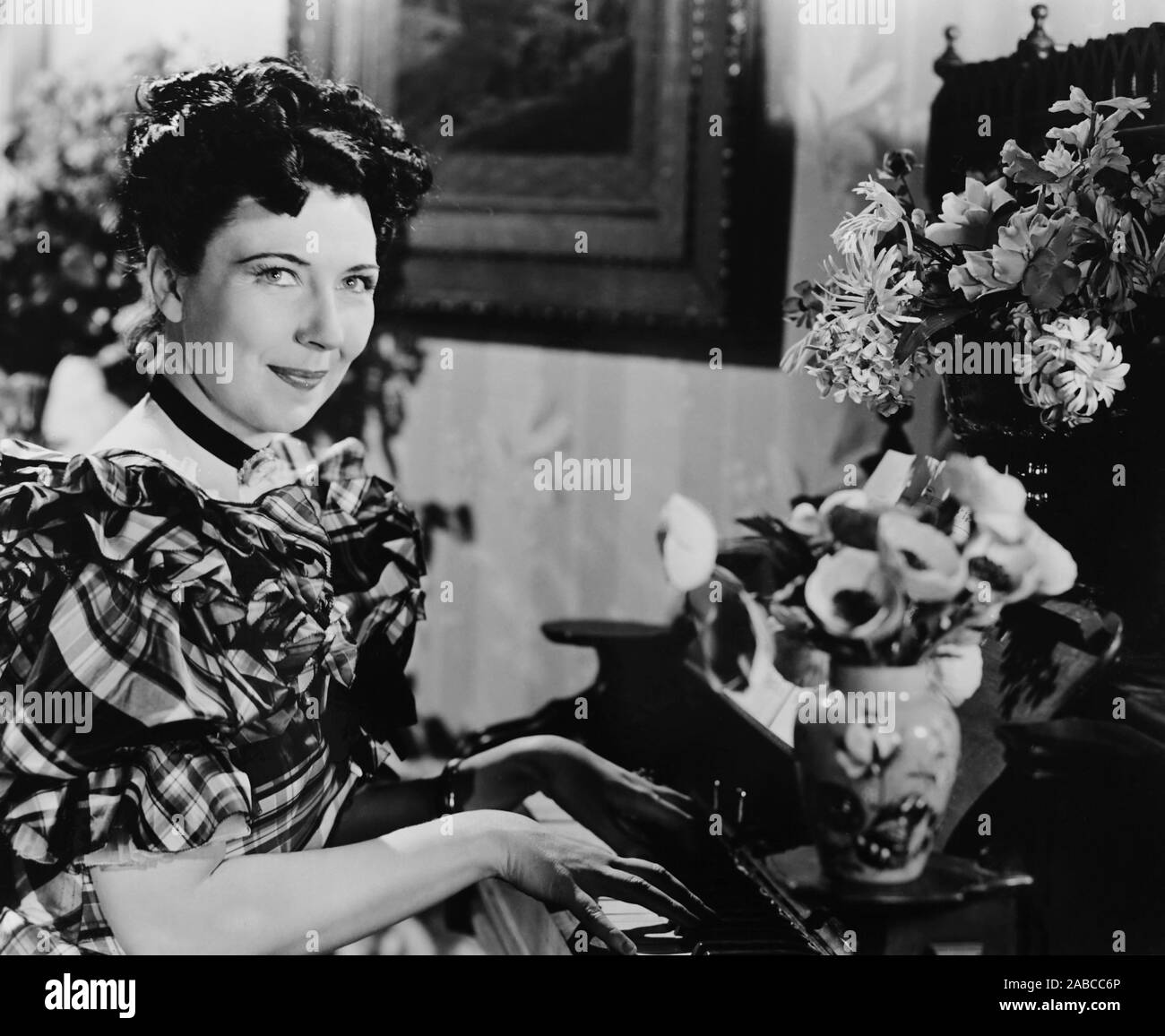 BUY ME THAT TOWN, Barbara Jo Allen (aka Vera Vague), 1941 Stock Photo
