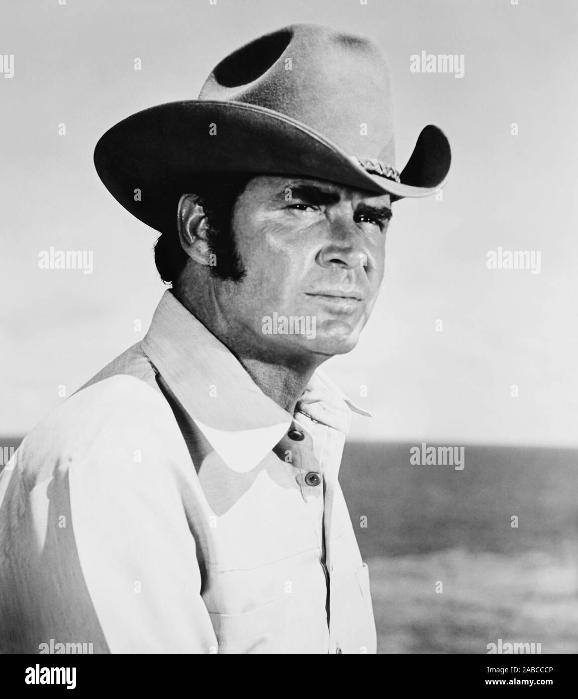 THE CASTAWAY COWBOY, James Garner, 1974 Stock Photo Alamy
