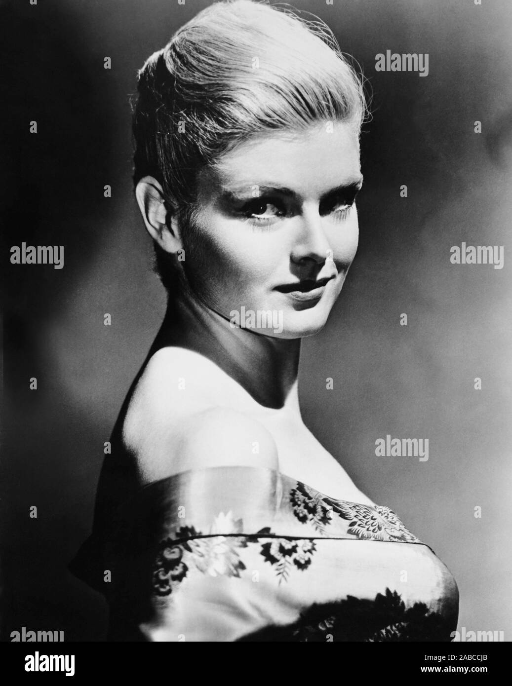 CAGE OF EVIL, Patricia Blair, 1960 Stock Photo - Alamy