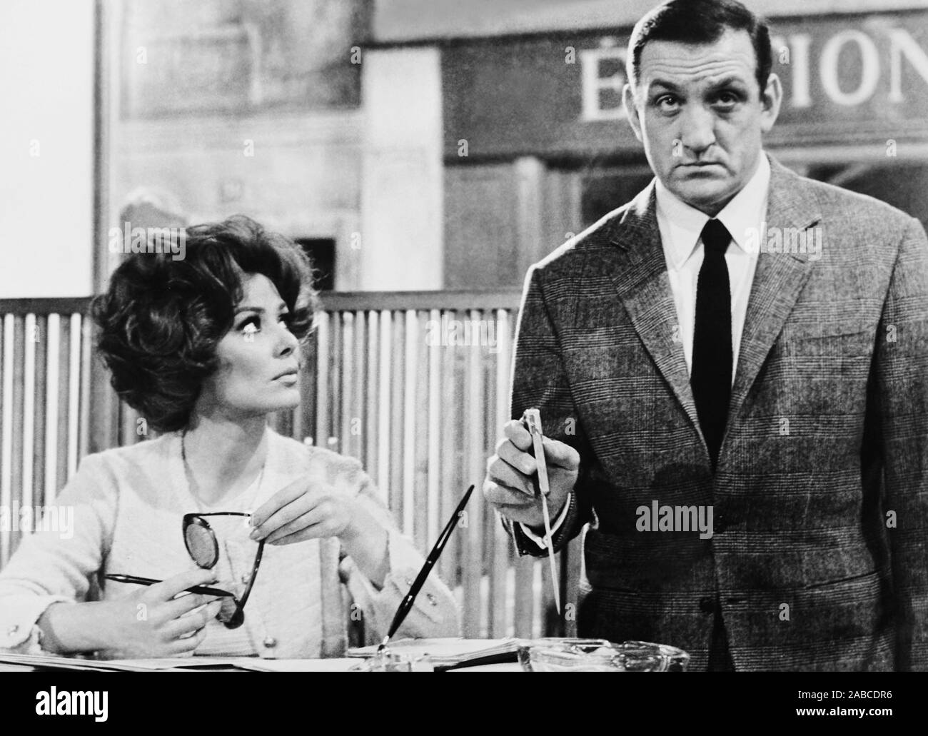 CLOPORTES, (aka LA METAMORPHOSE DES CLOPORTES), from left Irina Demick, Lino Ventura, 1965 CLOPORTES, (aka LA METAMORPHOSE DES CLOPORTES), from left Irina Demick, Lino Ventura, 1965