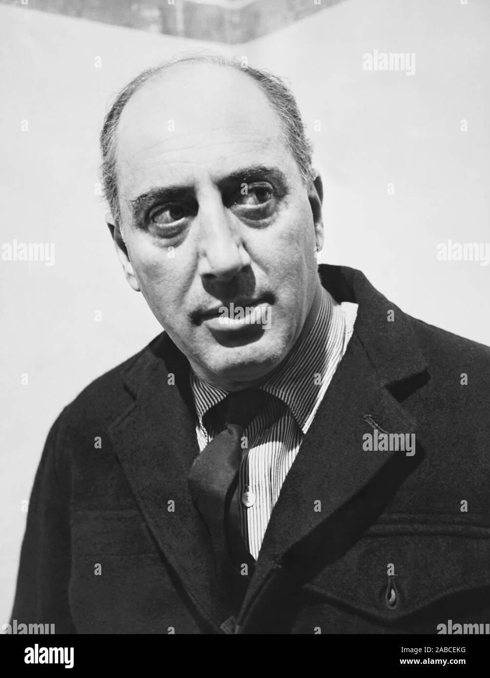 THE CRIMINAL, (aka THE CONCRETE JUNGLE), Gregoire Aslan, 1960 Stock