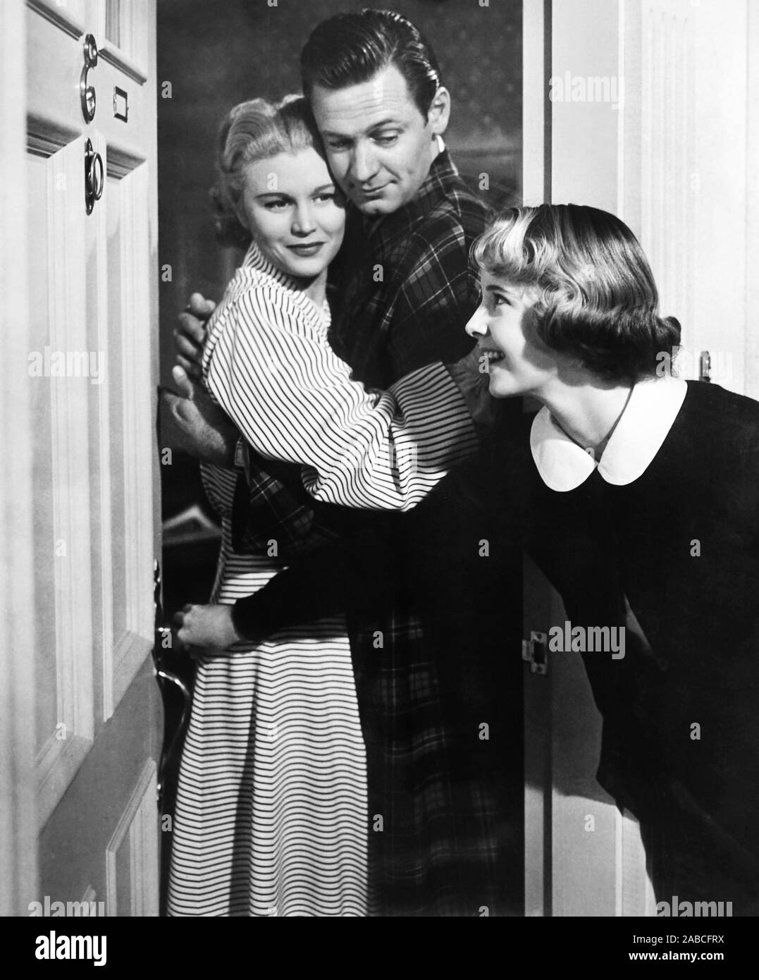 DEAR WIFE, from left Joan Caulfield, William Holden, Mona Freeman