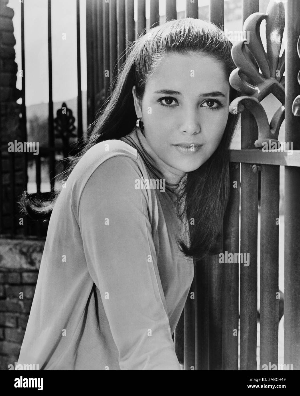 ENTER LAUGHING, Margolin, 1967 Stock Photo Alamy