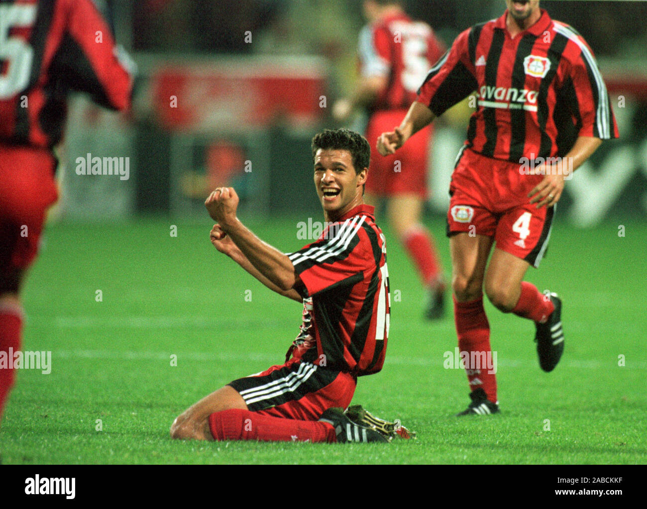 BayArena, Leverkusen Germany, 27.9.2000, Football: UEFA Champions-League  Season 2000/01, Bayer 04 Leverkusen (B04, red) vs Real Madrid (RMA, white)  2:3; Michael BALLACK (B04) reacts after his goal Stock Photo - Alamy