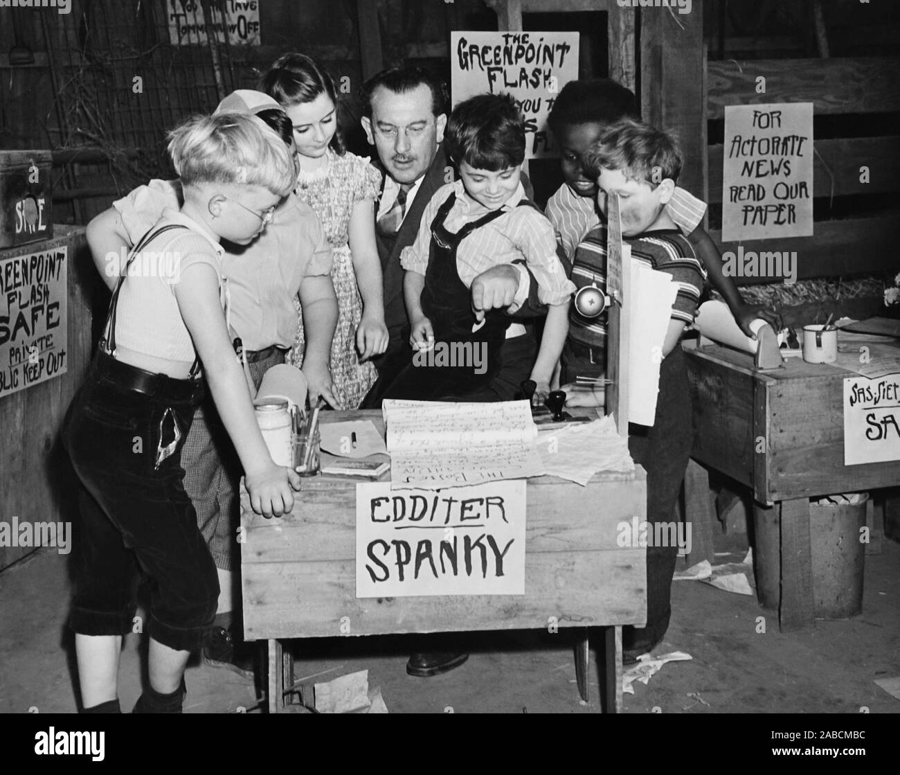 GOING TO PRESS, Billy 'Froggy' Laughlin (left), director Edward L. Cahn
