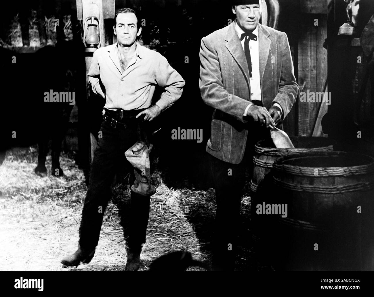 GUNSIGHT RIDGE, from left, Mark Stevens, Joel McCrea 1957 Stock Photo