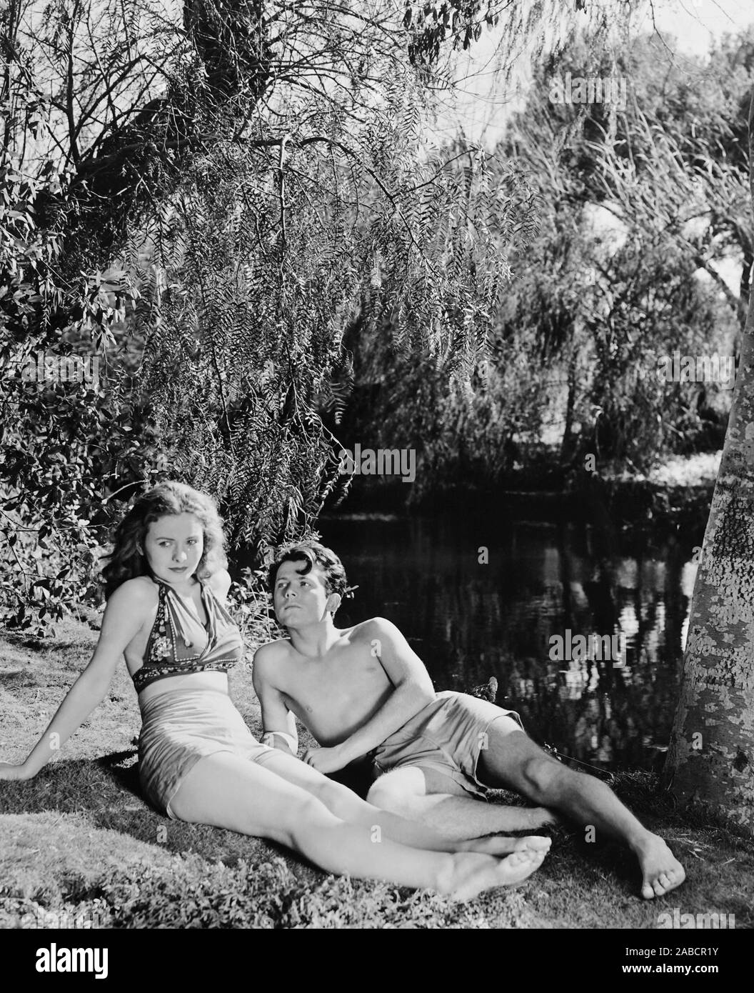 HOME IN INDIANA, from left Jeanne Crain, Lon McCallister, 1944, TM